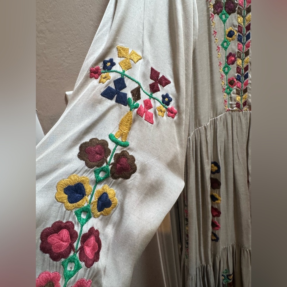 Preowned Verb Pallavi Singhee Embroidered Maxi Dress Size XL - Picture 15 of 16